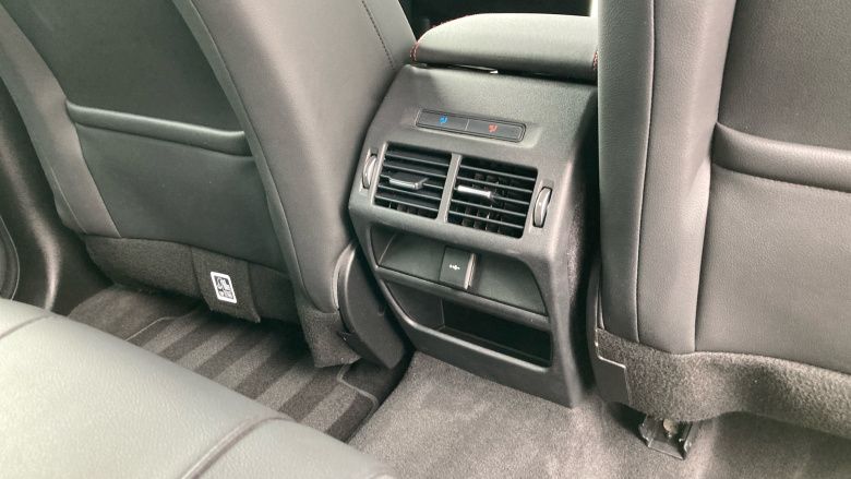 Land Rover Discovery Sport 1.5 P300e Urban Edition 5dr Auto [5 Seat] Station Wagon